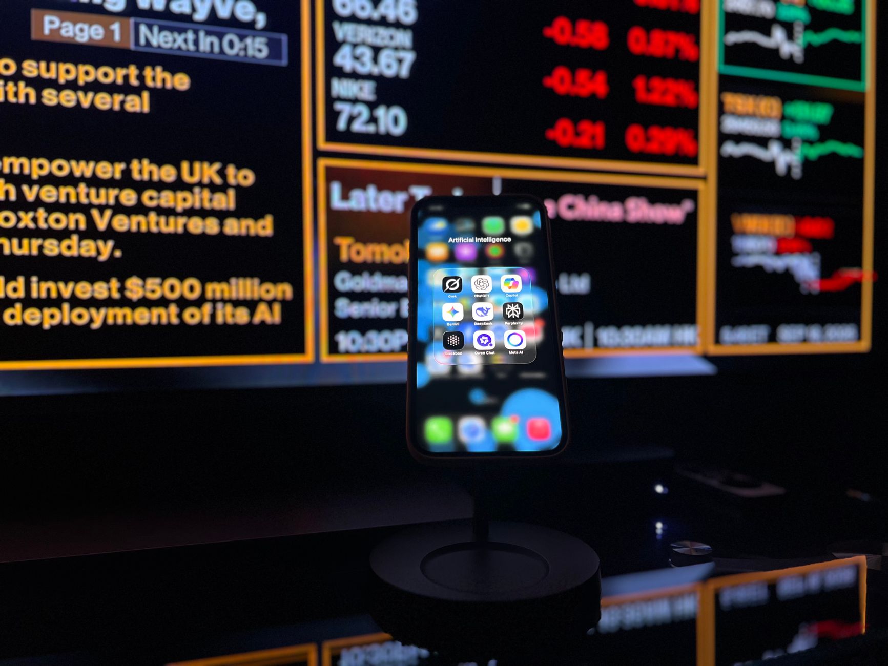 AI stocks falling